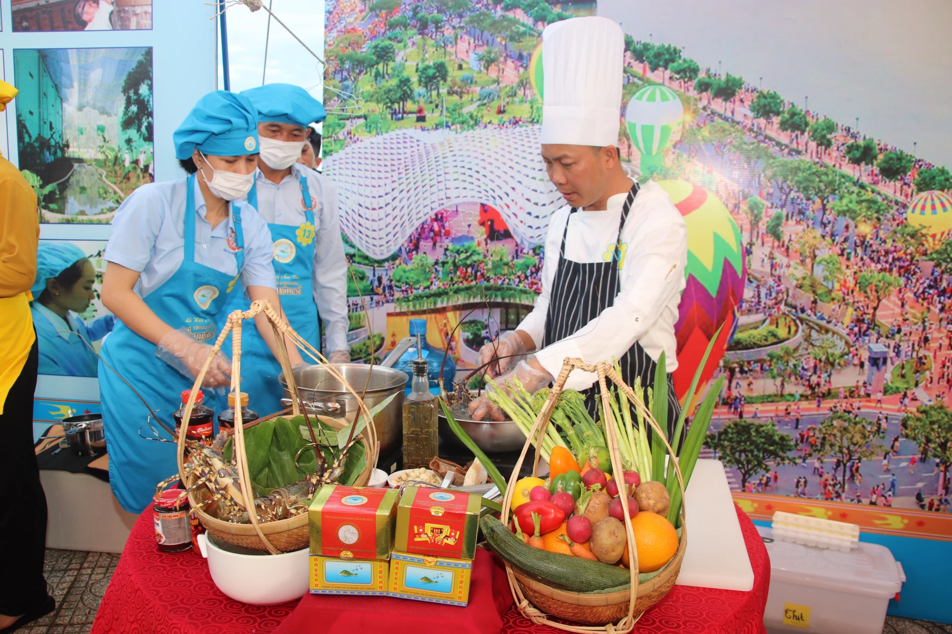 Từ 17 đến 21 giờ hôm nay (5-6), Báo Khánh Hòa livestream Lễ hội ẩm thực Yến sào Khánh Hòa