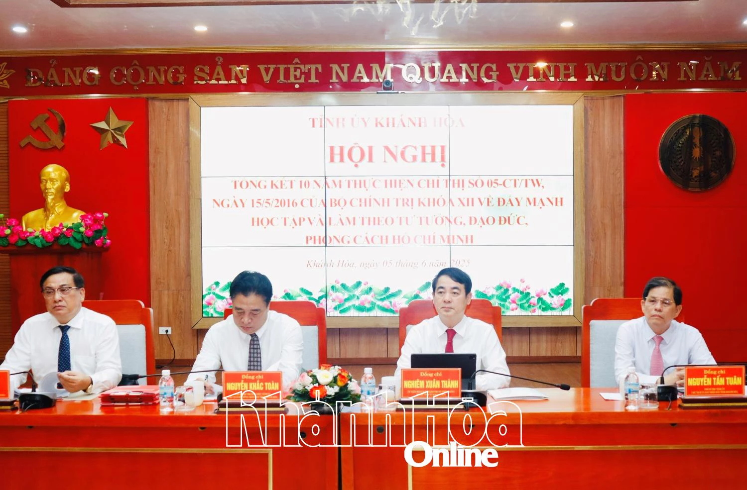 Tổng kết 10 năm thực hiện Chỉ thị số 05 của Bộ Chính trị