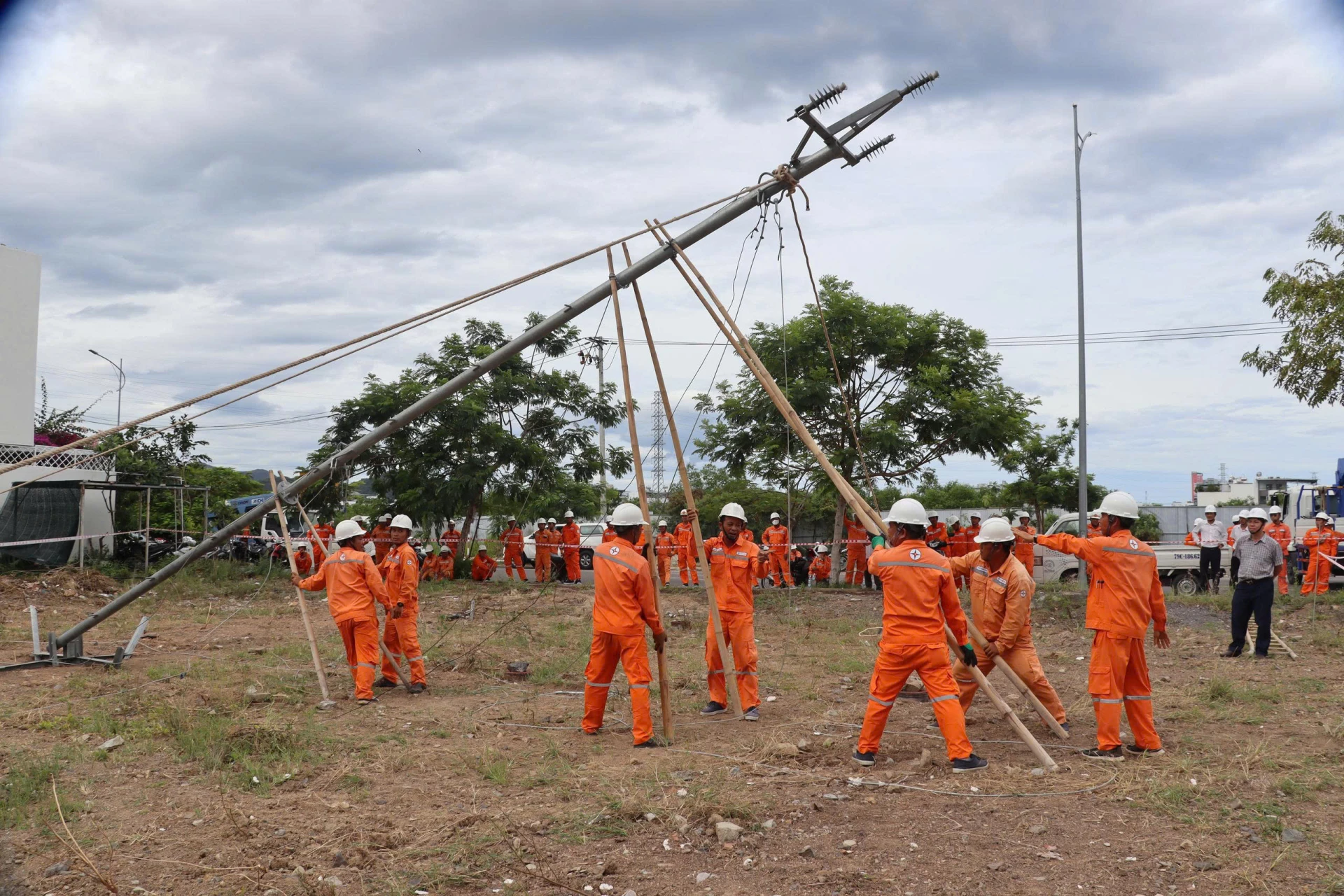 Công ty Cổ phần Điện lực Khánh Hòa diễn tập phòng, chống thiên tai