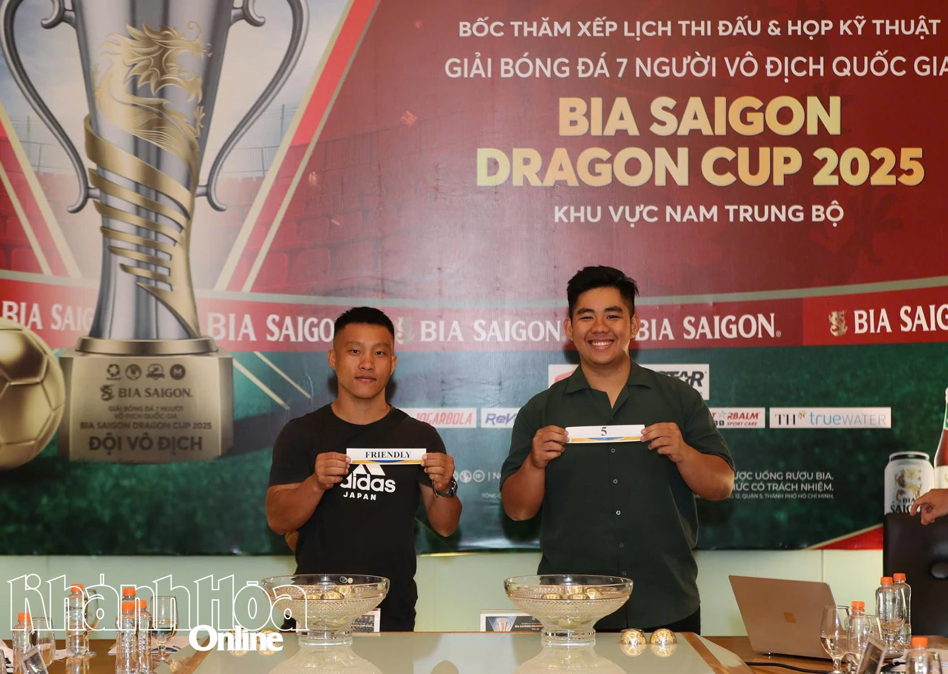 Các đội bóng bốc thăm, xếp lịch thi đấu tại giải.