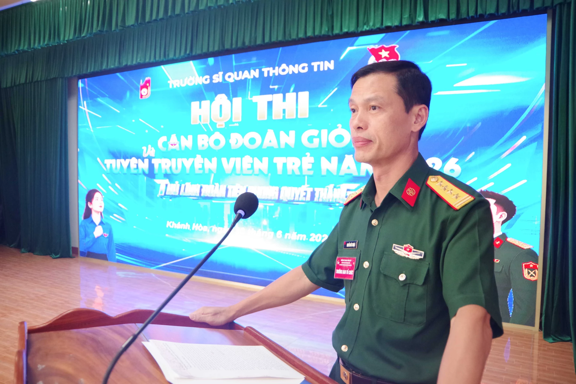 Đại tá Nguyễn Đức Thuận phát biểu khai mạc hội thi.