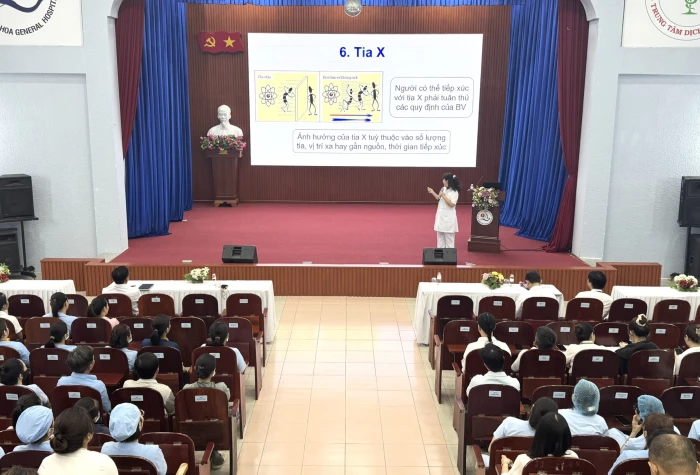Bệnh viện Đa khoa Khánh Hòa tập huấn an toàn vệ sinh lao động cho cán bộ y tế