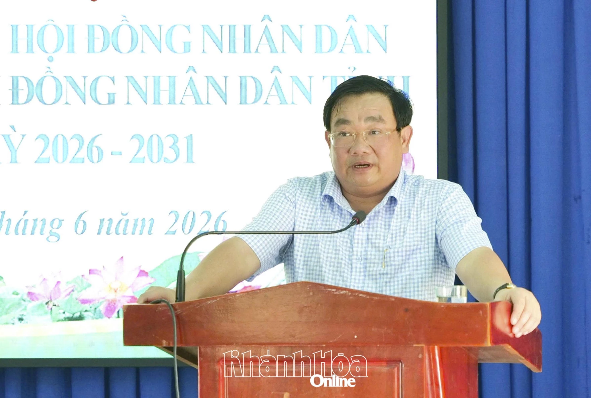 Đồng chí Trịnh Minh Hoàng phát biểu tại buổi tiếp xúc.