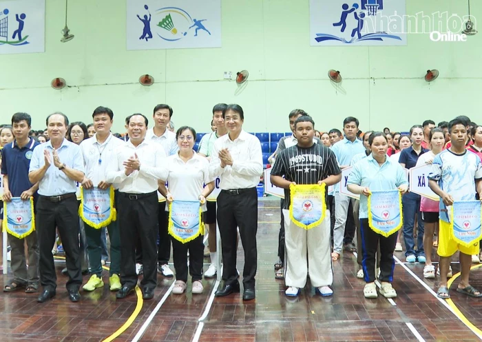 Khai mạc Giải Kéo co và đẩy gậy Đại hội Thể dục thể thao tỉnh Khánh Hòa lần thứ I