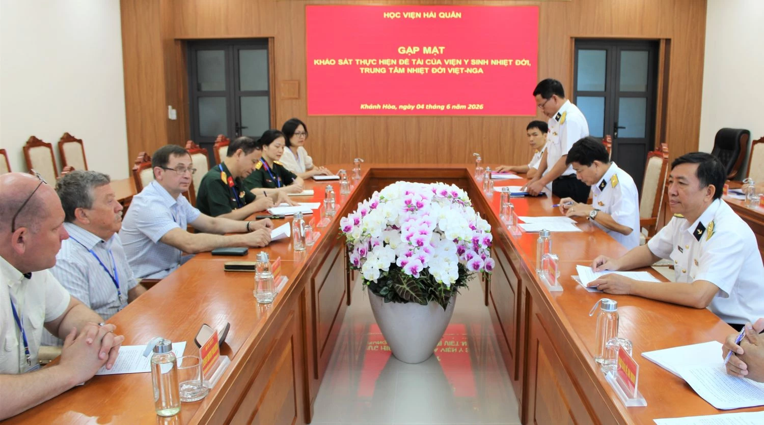 Quang cảnh buổi gặp mặt.