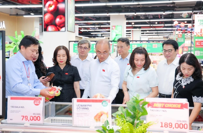 Đoàn công tác của Quốc hội khảo sát an toàn thực phẩm tại Khánh Hòa