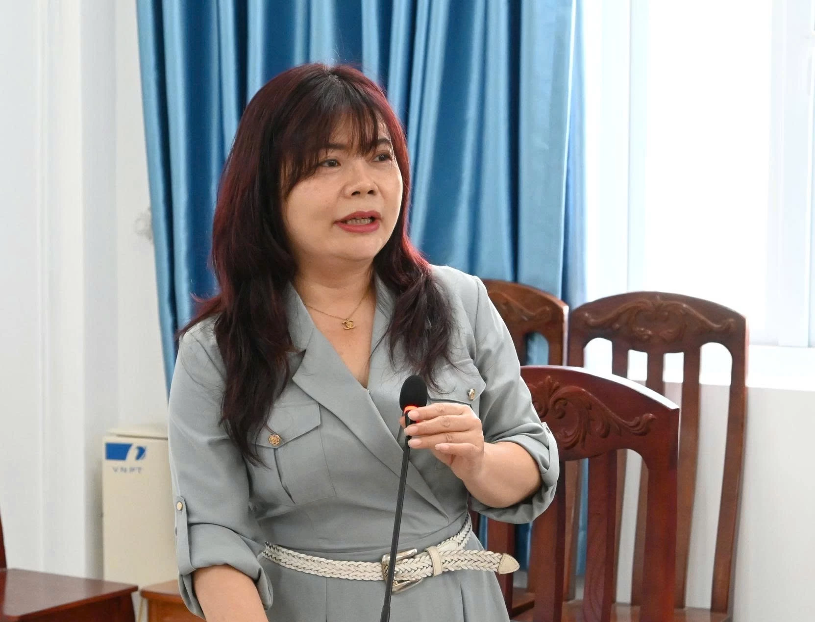 Đại diện Sở Nội Vụ tỉnh Khánh Hoà hướng dẫn triển khai một số nội dung về cải cách thủ tục hành chính