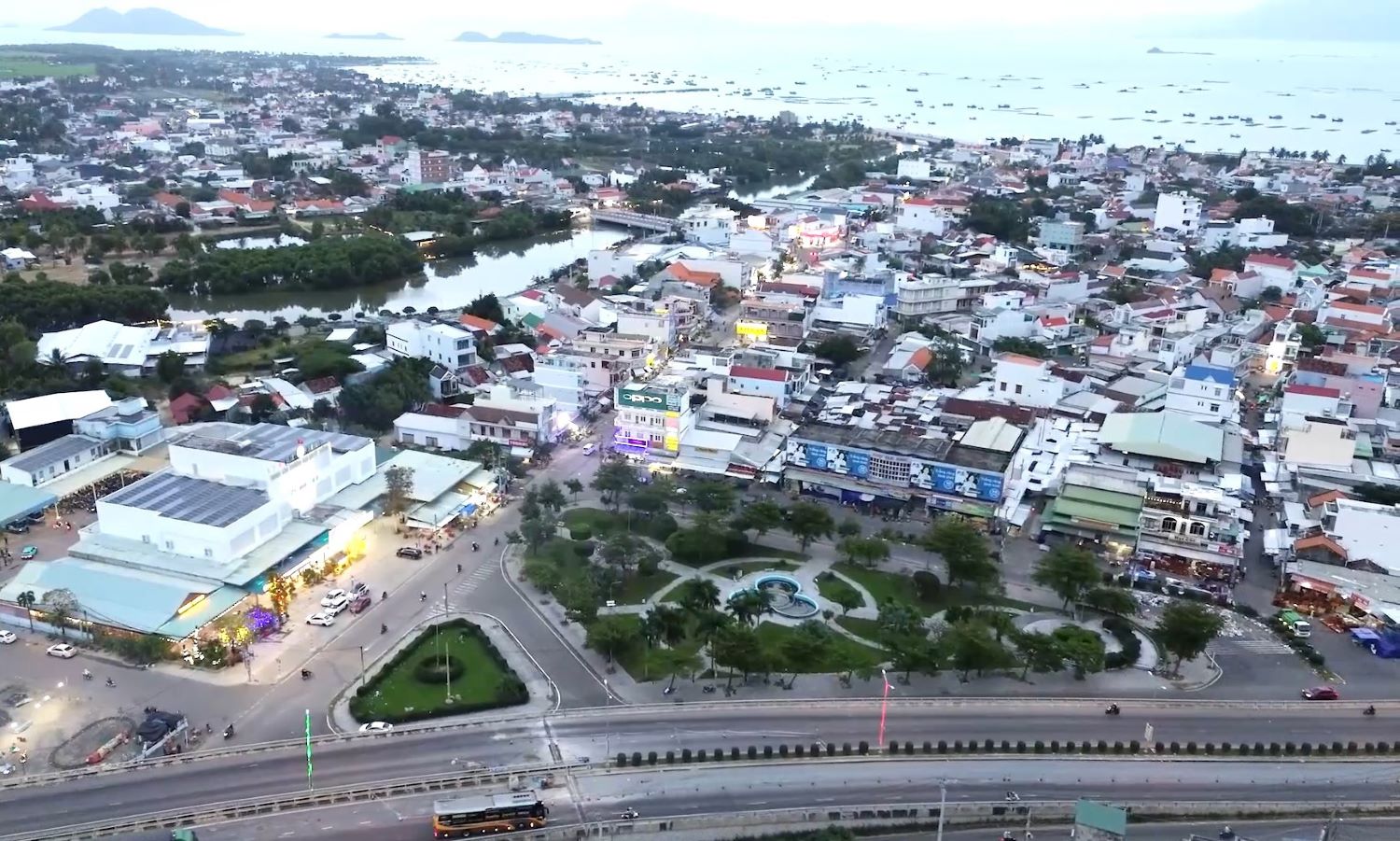 Một góc thôn 1 (xã Vạn Ninh).