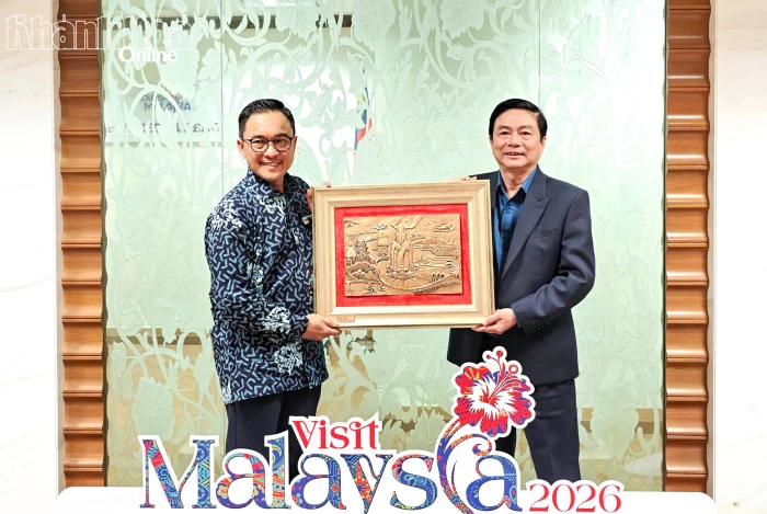 Đoàn công tác tỉnh Khánh Hòa thăm và làm việc với Cục Xúc tiến du lịch Malaysia