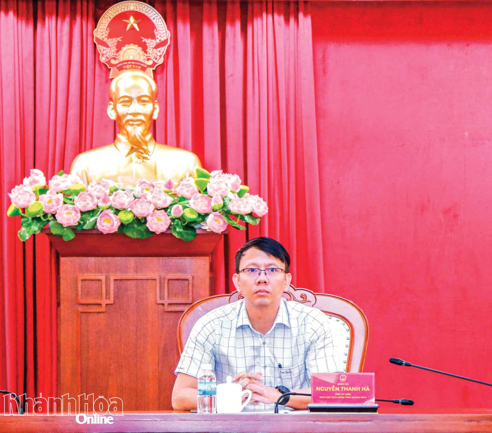 Đồng chí Nguyễn Thanh Hà tham dự tại điểm cầu Khánh Hòa.