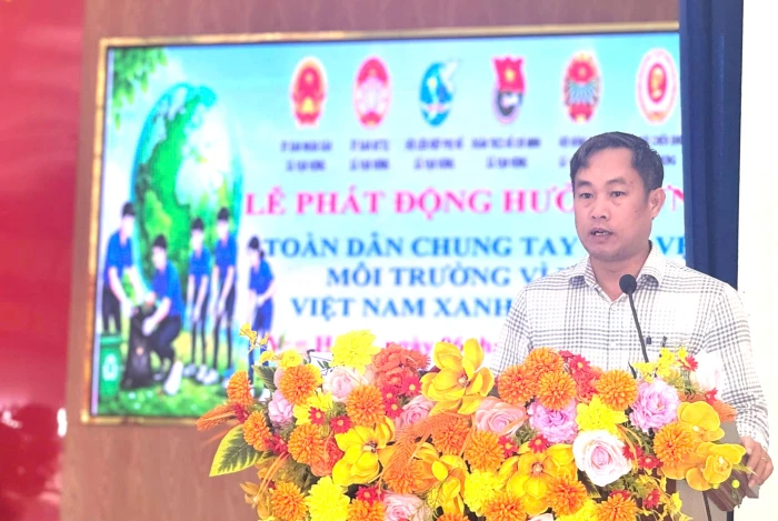 Xã Vạn Hưng phát động phong trào toàn dân chung tay bảo vệ môi trường