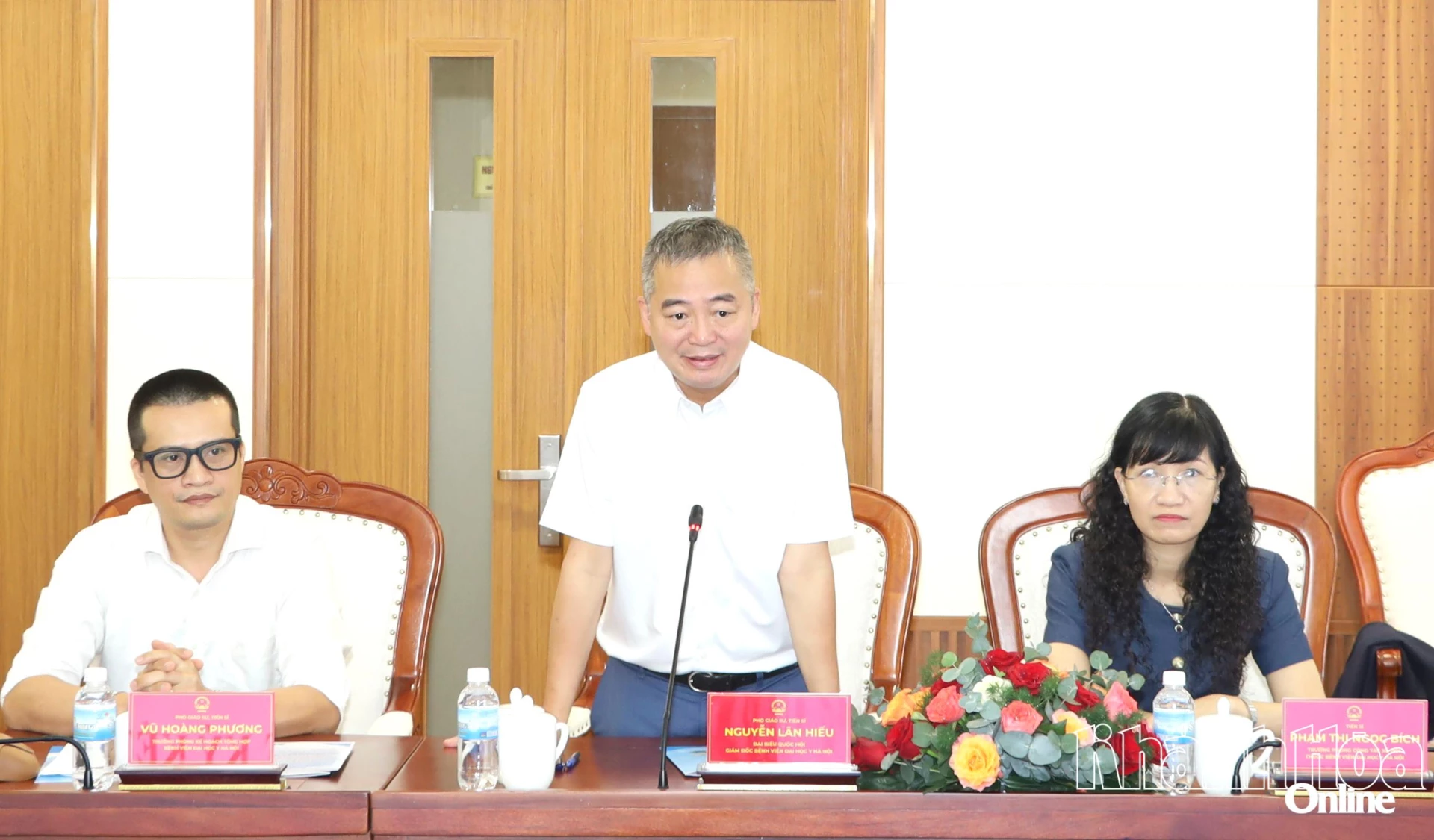 PGS.TS Nguyễn Lân Hiếu - Giám đốc Bệnh viện Đại học Y Hà Nội phát biểu tại buổi lễ.