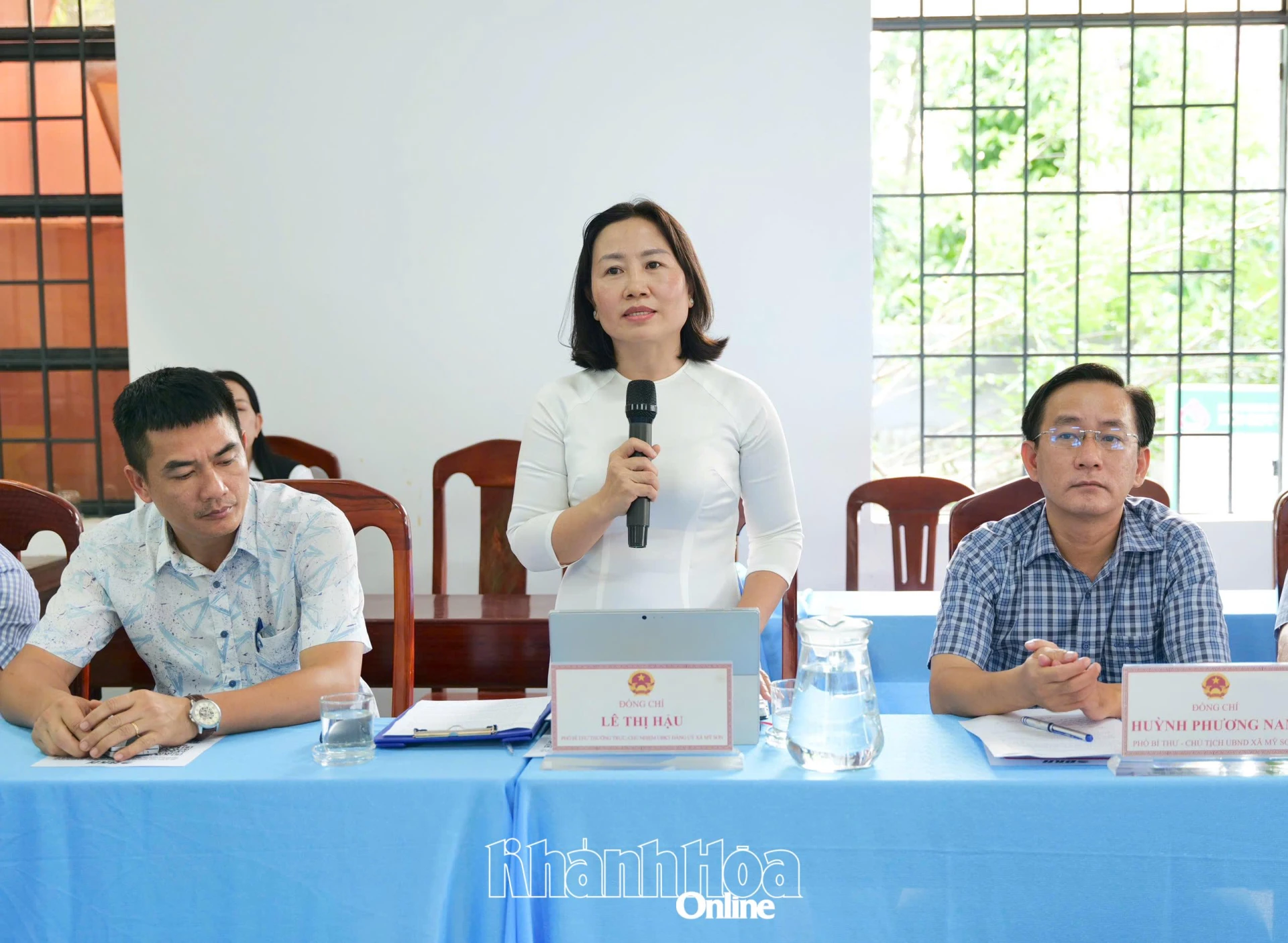 Lê Thị Hậu - Phó Bí thư Thường trực Đảng ủy xã Mỹ Sơn phát biểu