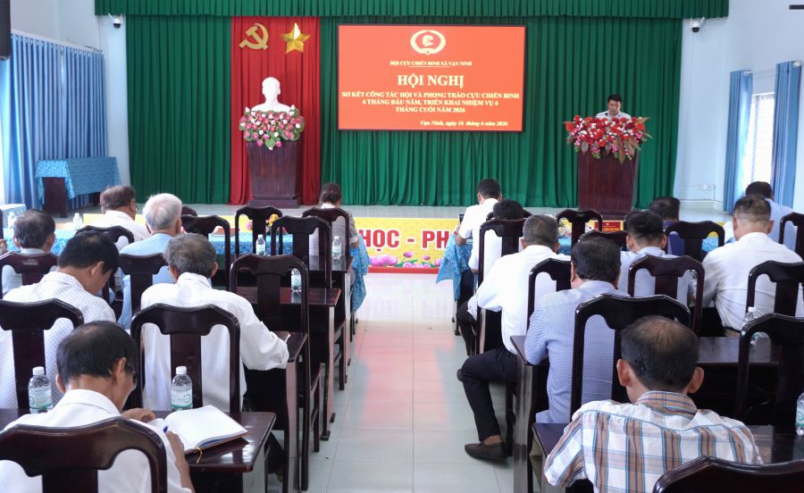 Quang cảnh hội nghị.