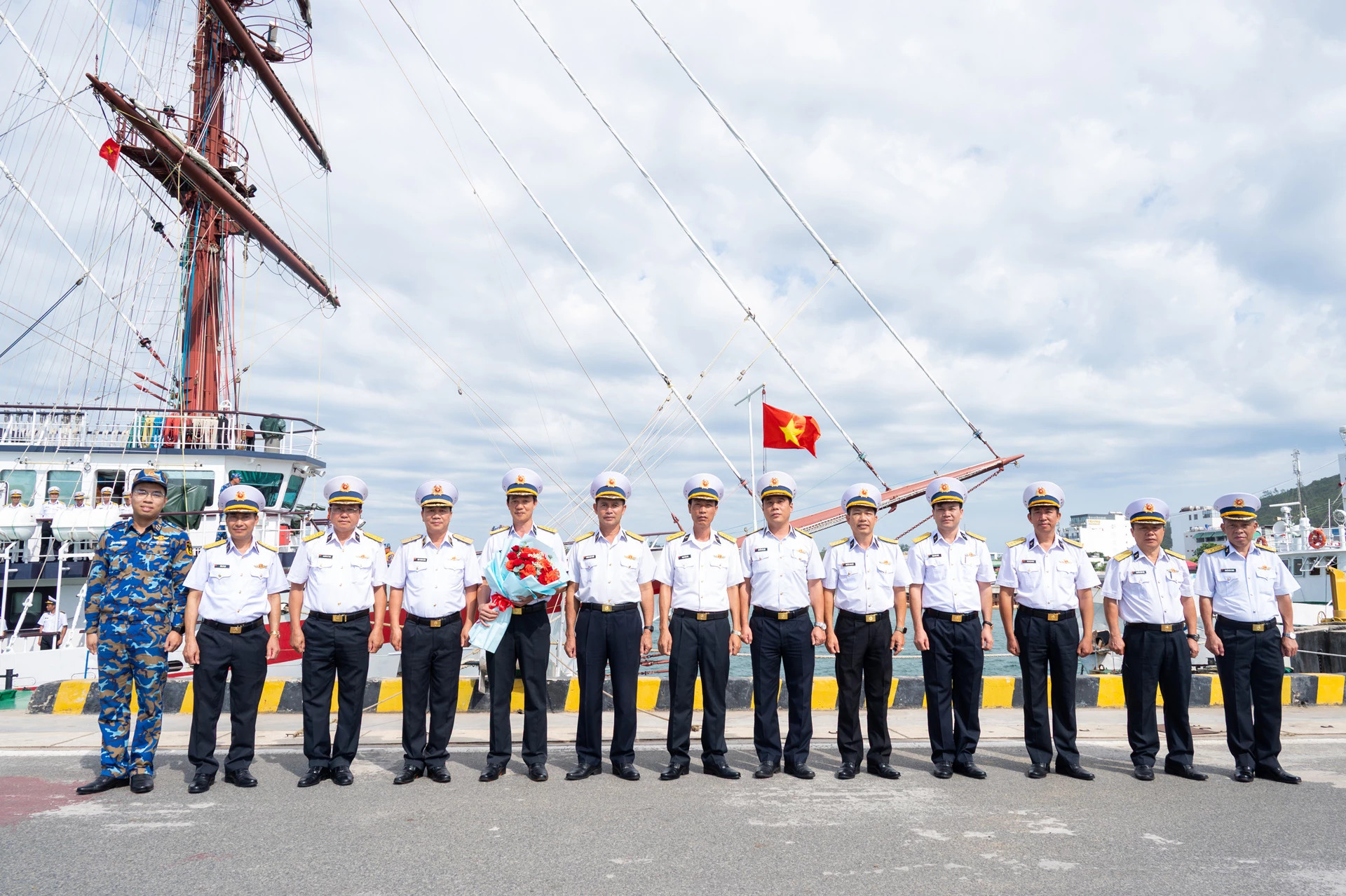 Tàu buồm 286 - Lê Quý Đôn hoàn thành chuyến đi đối ngoại kết hợp huấn luyện đi biển đường dài