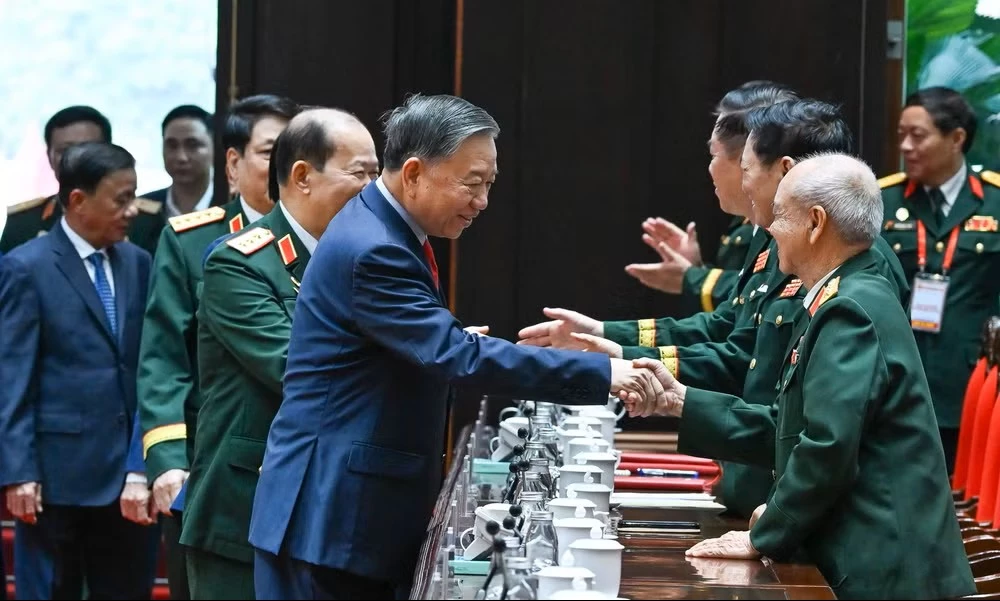 Tổng Bí thư, Chủ tịch nước Tô Lâm chúc mừng các đại biểu về dự Đại hội.