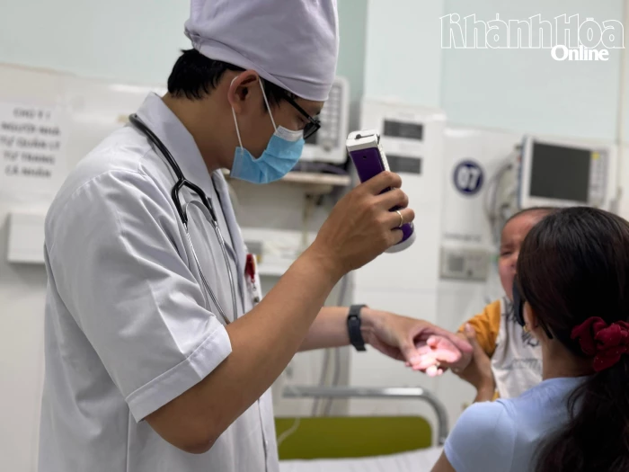 Trẻ mắc nhiều bệnh truyền nhiễm cùng lúc: Gia tăng nguy cơ biến chứng
