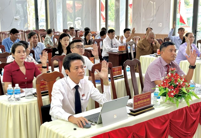 Kỳ họp chuyên đề HĐND xã Nam Cam Ranh khóa II
