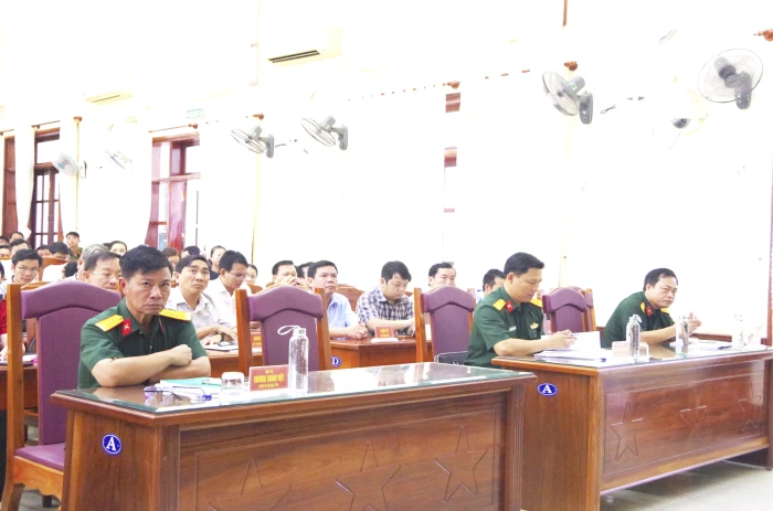 Tập huấn diễn tập tác chiến trong khu vực phòng thủ cho 12 xã, phường