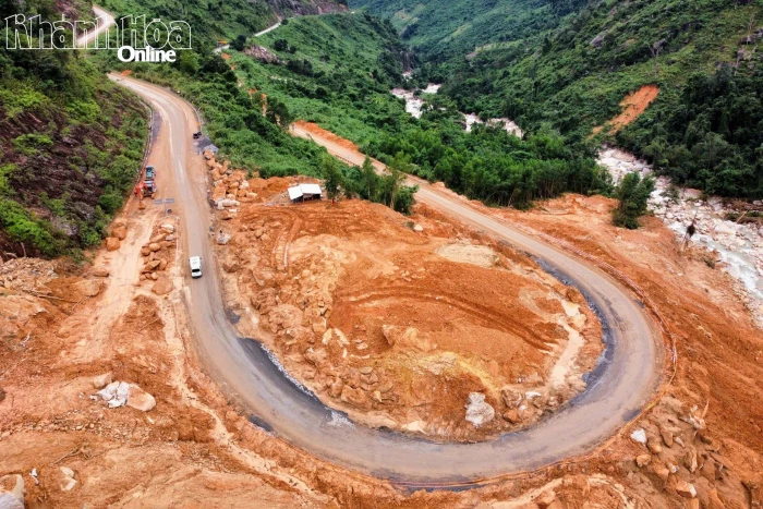 Đề xuất sớm đầu tư cao tốc Nha Trang - Đà Lạt
