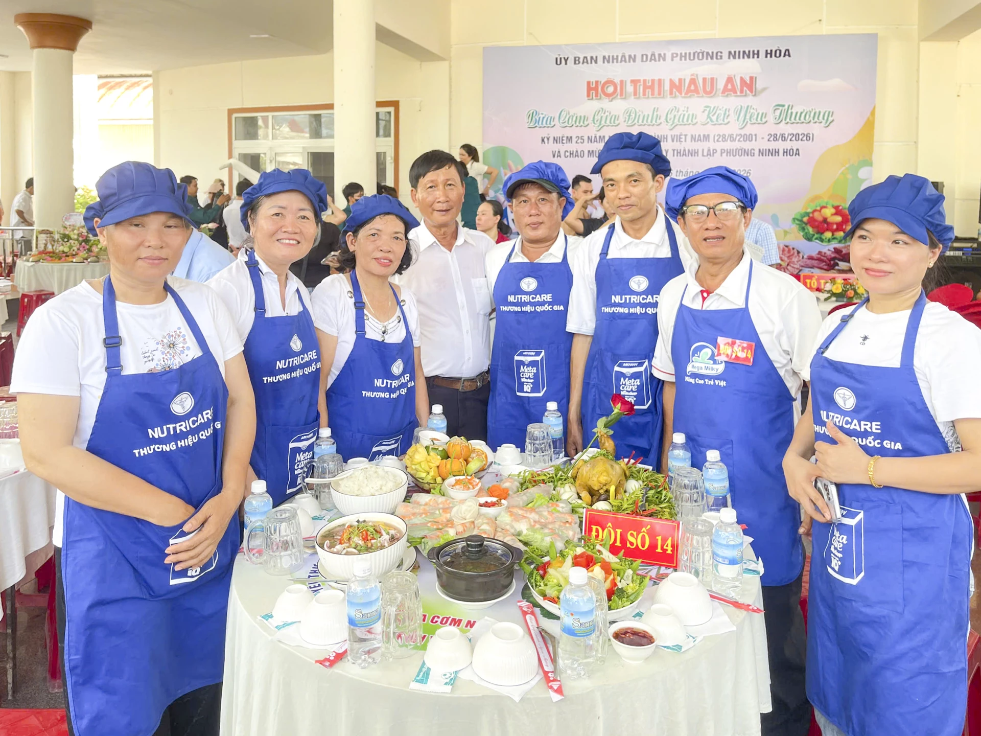 Phường Ninh Hòa tổ chức “Bữa cơm gia đình gắn kết yêu thương”