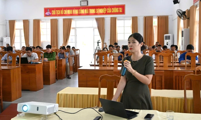 Báo cáo cộng đồng dân cư về Đồ án Quy hoạch chung đô thị Khánh Hòa cho 5 xã khu vực phía nam