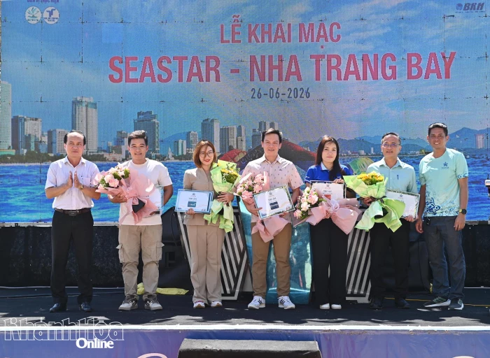 1.500 vận động viên tham gia Giải Bơi quốc tế Sea Star Nha Trang Bay