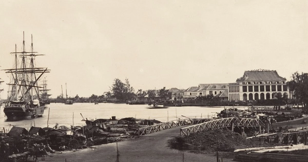Bến Nhà Rồng đầu thế kỷ XX. Từ nơi này, ngày 5-6-1911, người thanh niên yêu nước Nguyễn Tất Thành đã rời Tổ quốc trên con tàu Đô đốc Latouche-Tréville để thực hiện hoài bão giải phóng nước nhà khỏi ách nô lệ của thực dân, đế quốc_Ảnh: Tư liệu TTXVN
