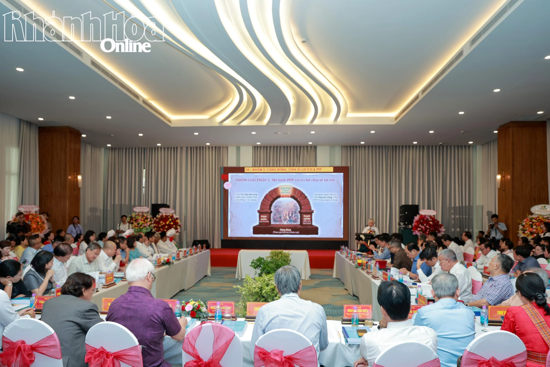 Quang cảnh hội thảo.