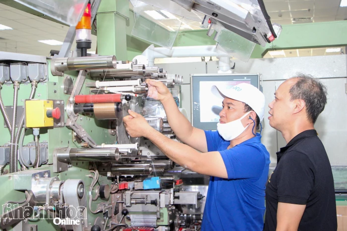 Các cấp công đoàn: Thấm nhuần việc học tập Bác 