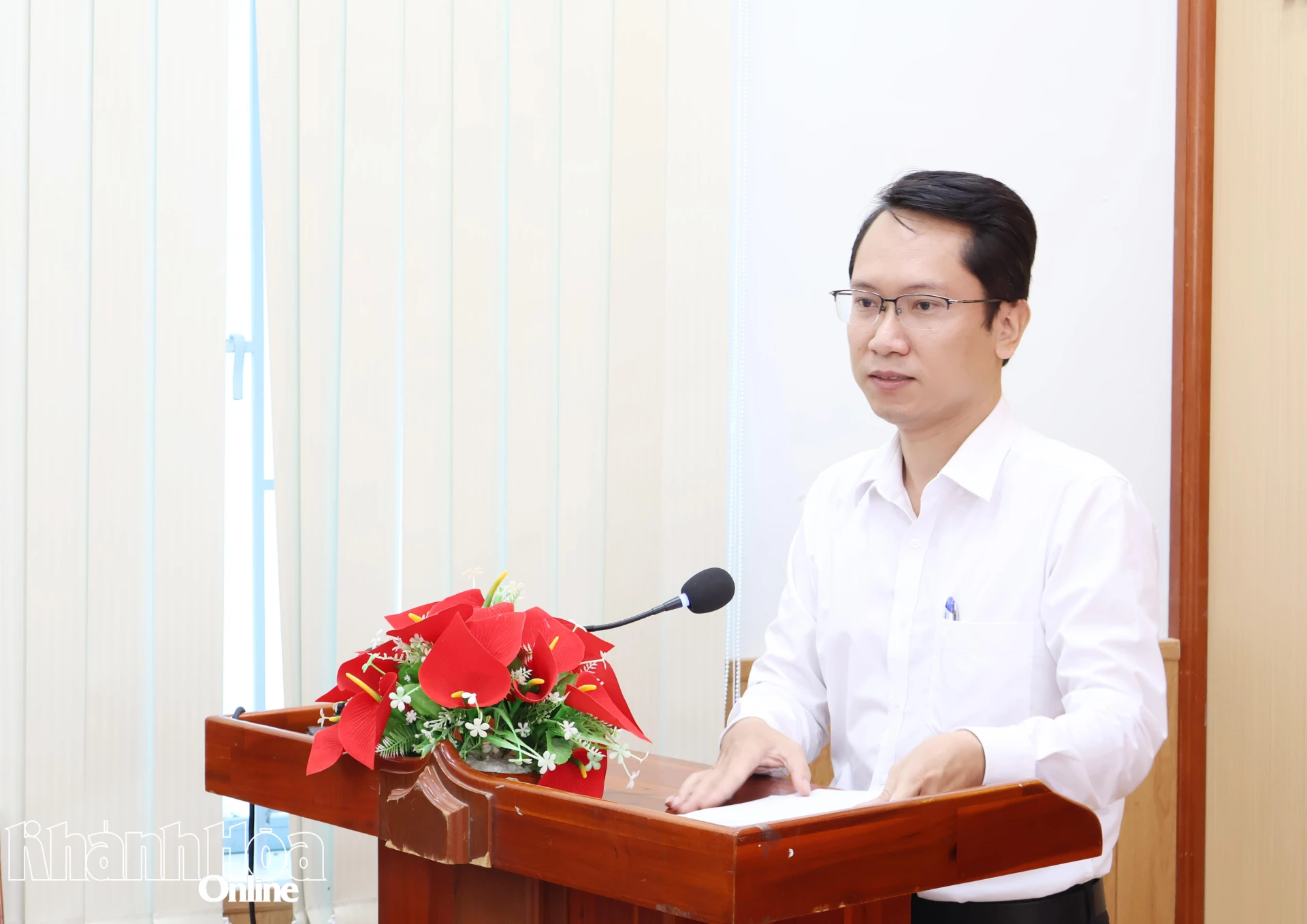 Nguyễn Đức Nghĩa - Phó Bí thư Đảng ủy, Chủ tịch UBND xã Phước Hữu phát biểu tại lễ ký kết.