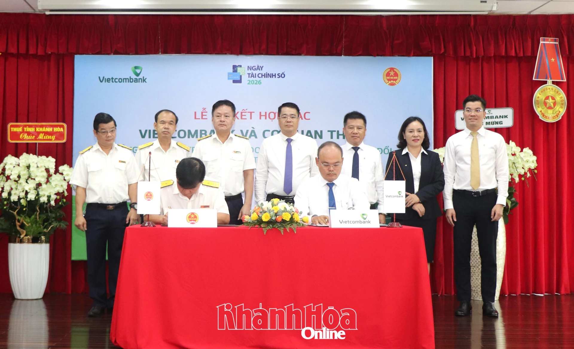 Vietcombank Chi nhánh Ninh Thuận ký kết thoả thuận hợp tác với Thuế tỉnh.