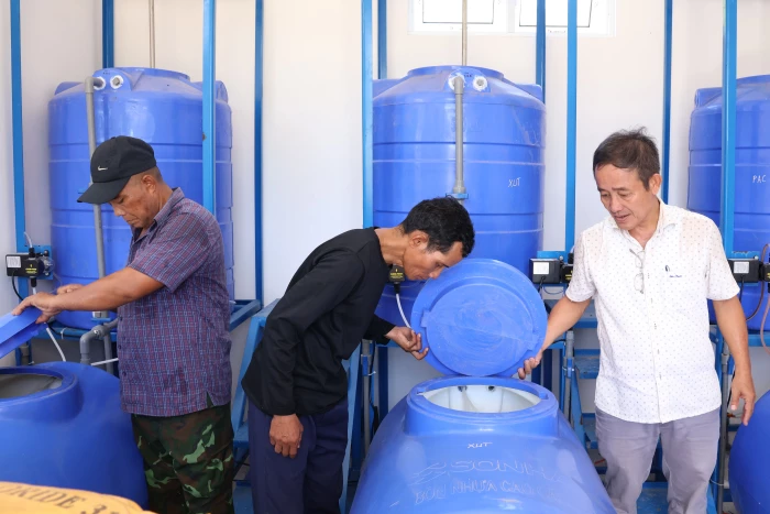 Khơi dòng nước sạch cho người dân miền núi
