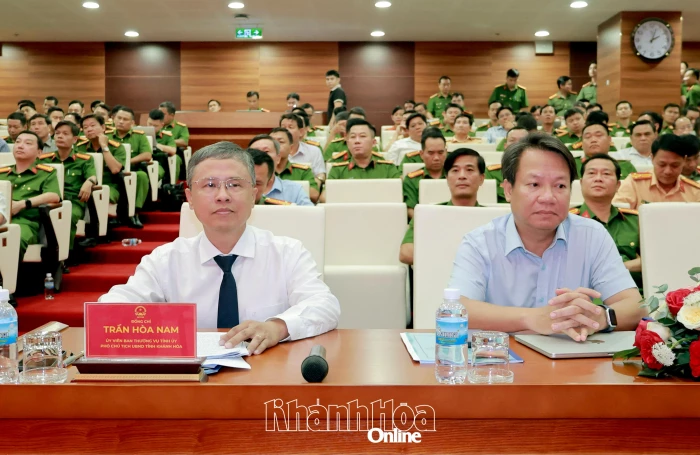 Nâng cao hiệu quả công tác quản lý nhà nước về khoáng sản, an toàn thực phẩm và môi trường 