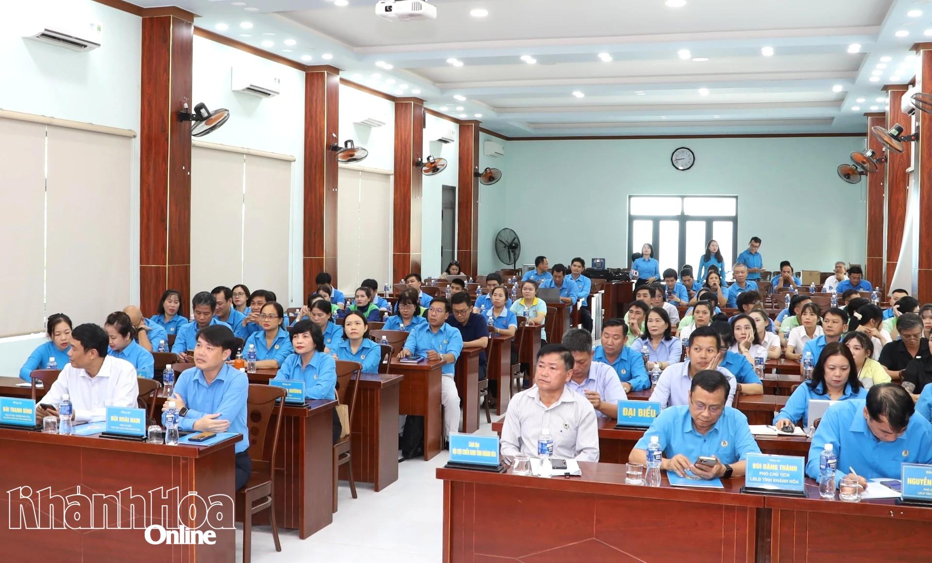 Quang cảnh hội nghị.