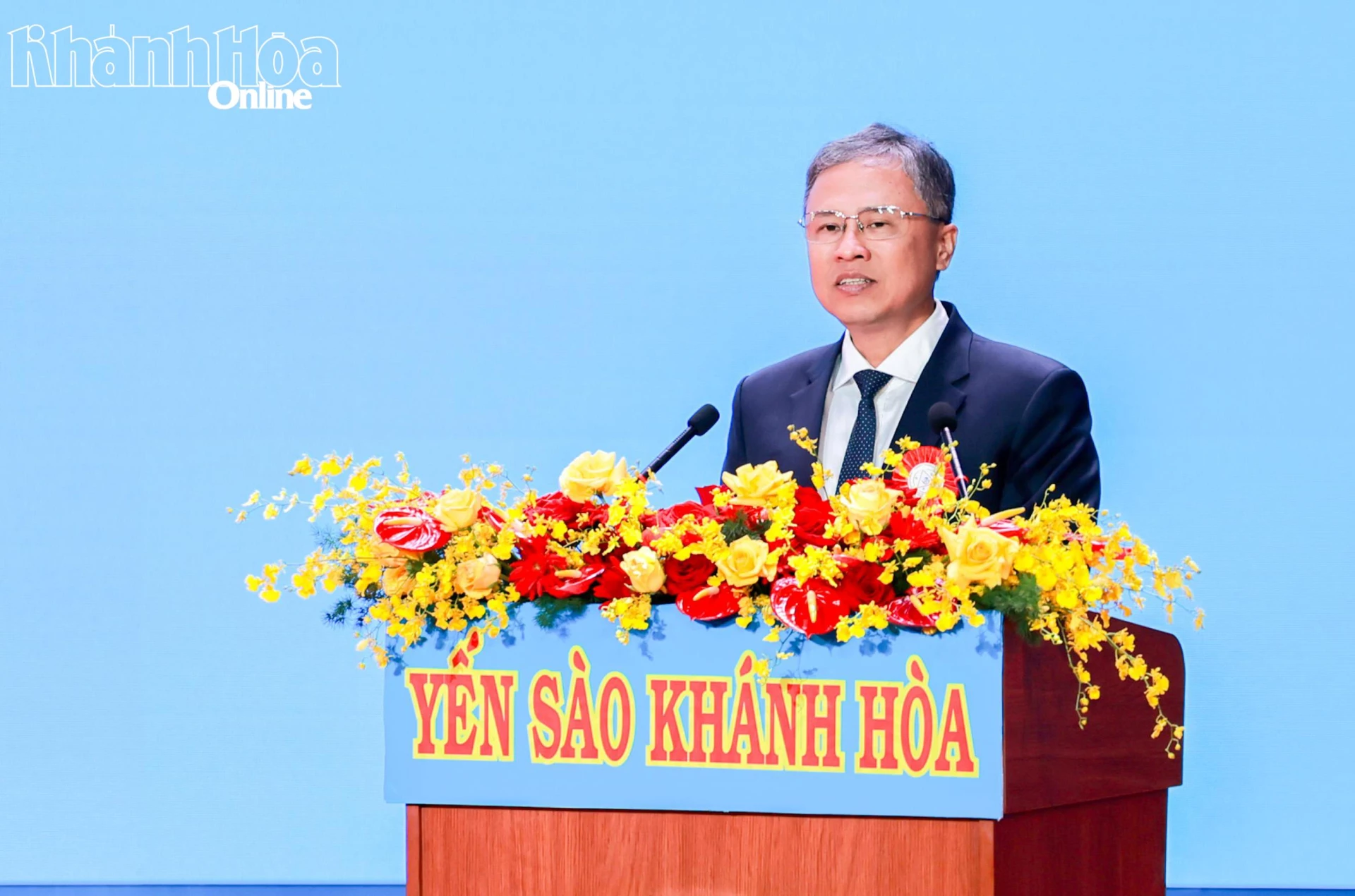Phó Chủ tịch UBND tỉnh Trần Hòa Nam phát biểu tại hội nghị.