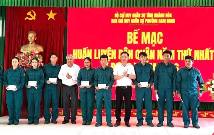 Phường Cam Ranh bế mạc huấn luyện dân quân năm thứ nhất, đợt 2 năm 2026