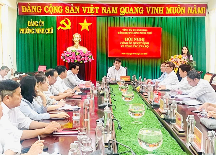 Đảng ủy phường Ninh Chử thông báo quyết định về công tác cán bộ