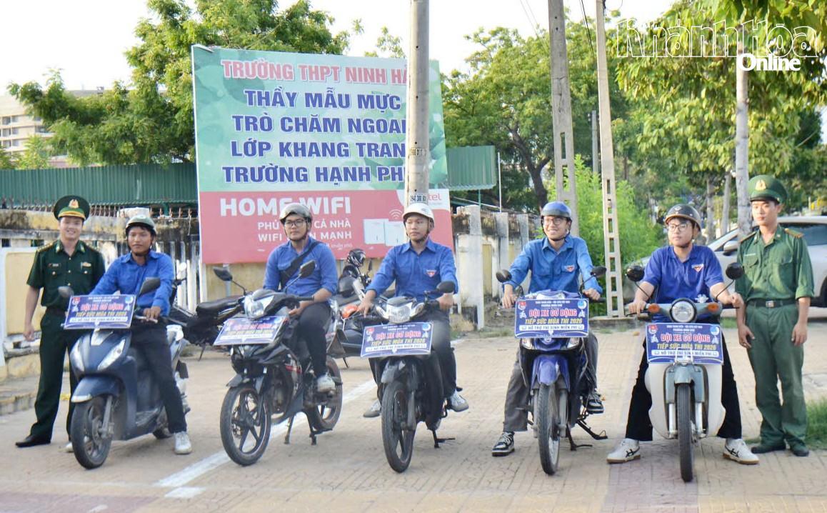 Đội xe cơ động.