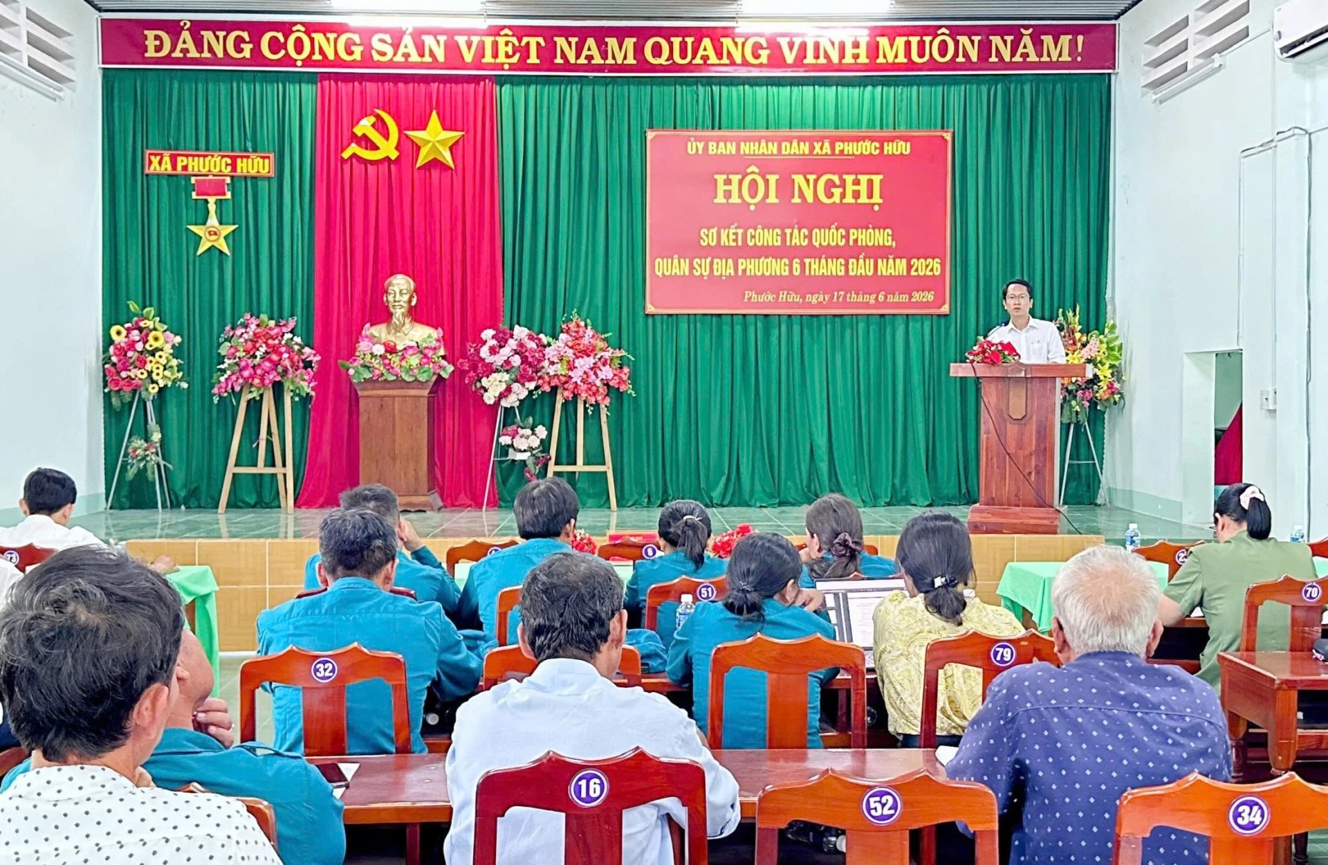 Quang cảnh hội nghị.