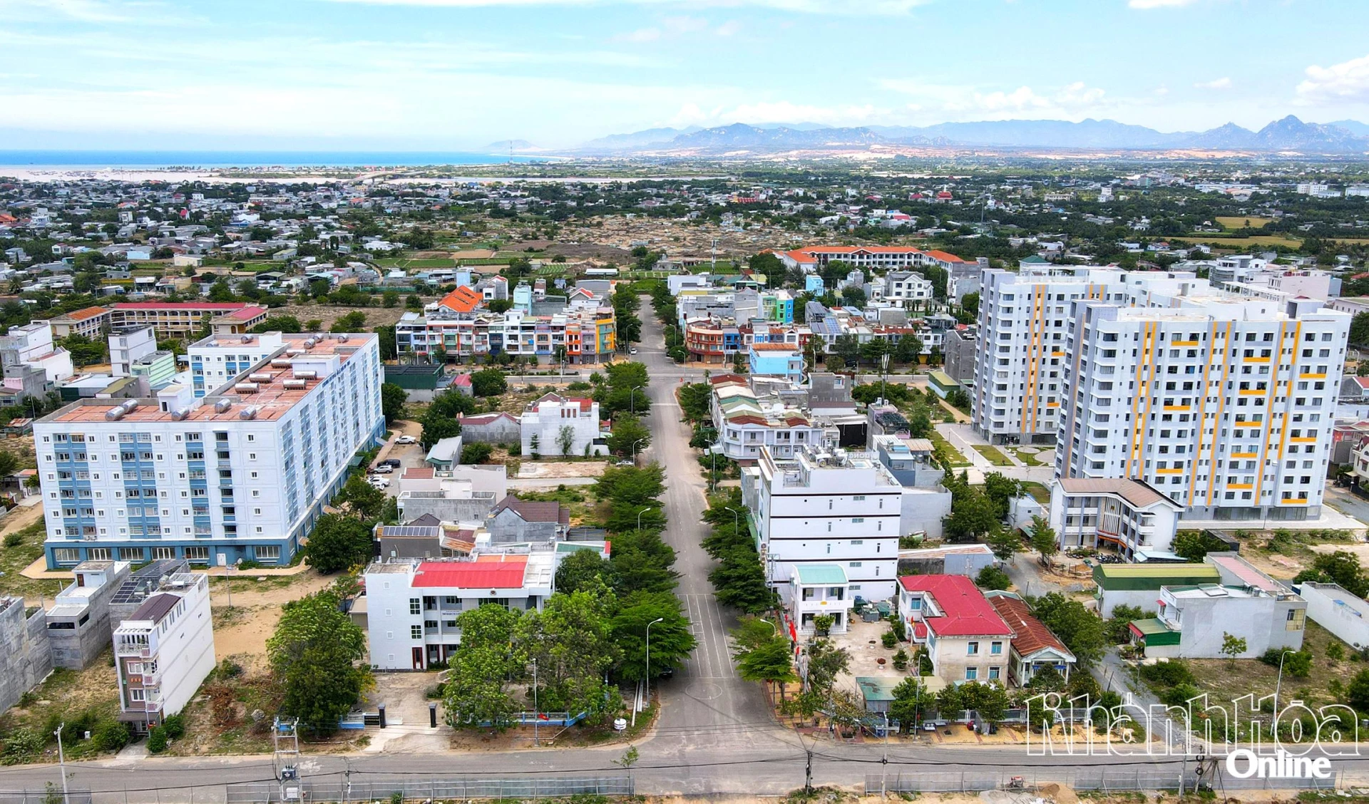 Phường Đông Hải vươn mình phát triển. Ảnh: VĂN NỶ