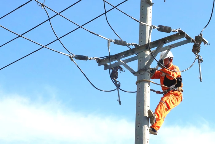 Gần 200 công nhân kỹ thuật Công ty Cổ phần Điện lực Khánh Hòa hoàn thành thi nâng bậc, giữ bậc