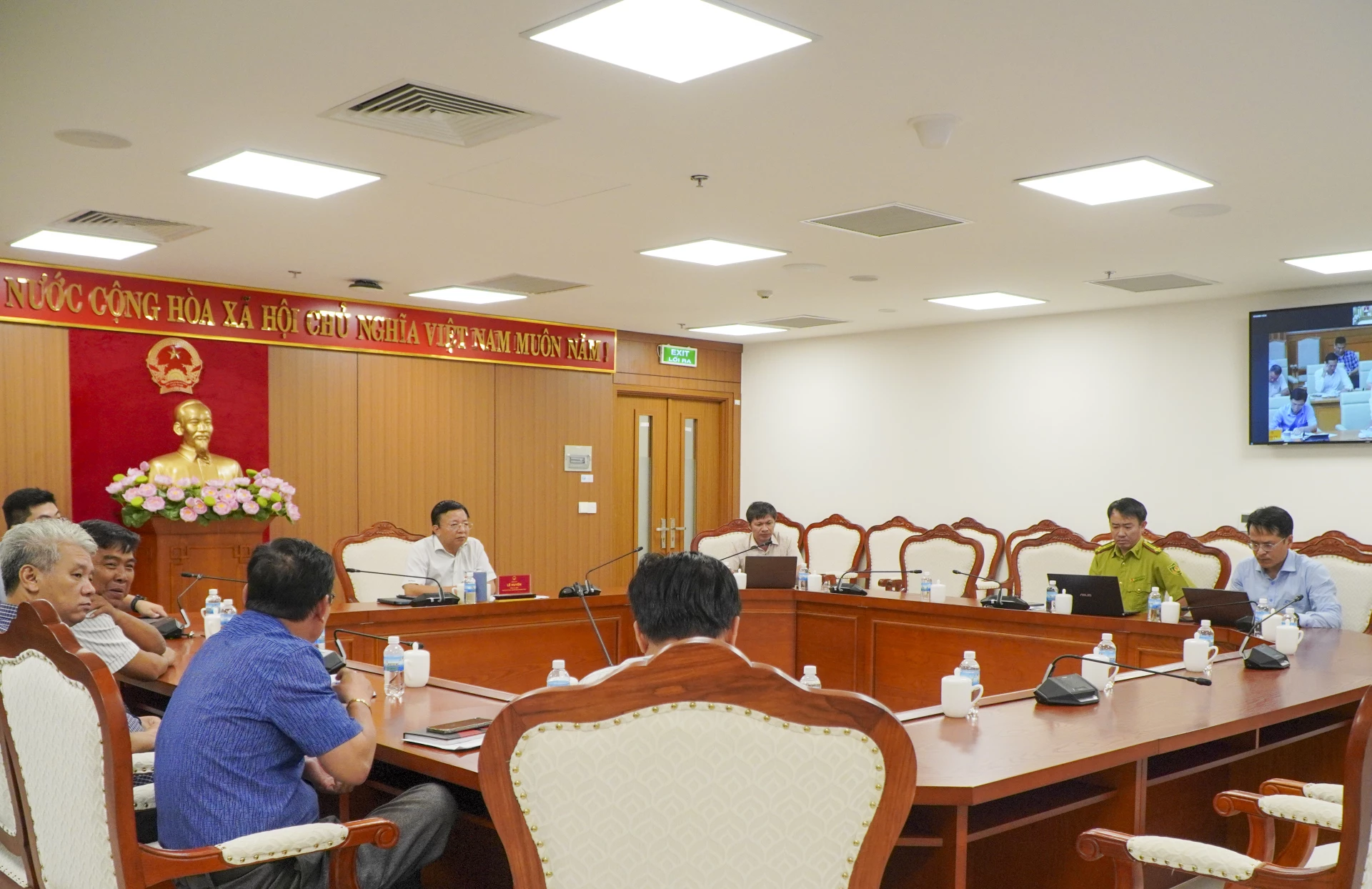 Quang cảnh đầu cầu Khánh Hòa.
