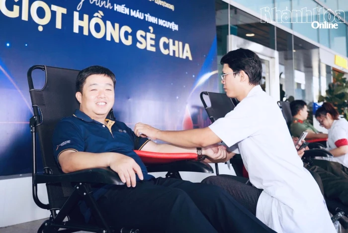 Công ty Cổ phần Nhà ga Quốc tế Cam Ranh phối hợp tổ chức chương trình hiến máu tình nguyện