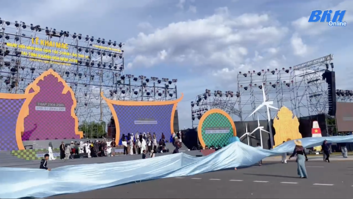 Không khí ngày hội Văn hóa dân tộc Chăm năm 2026