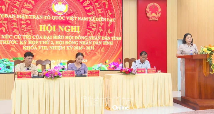 Đại biểu HĐND tỉnh tiếp xúc cử tri xã Diên Lạc 