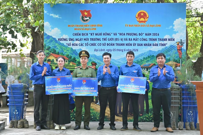 Sôi nổi hoạt động tình nguyện hè ở xã Đại Lãnh