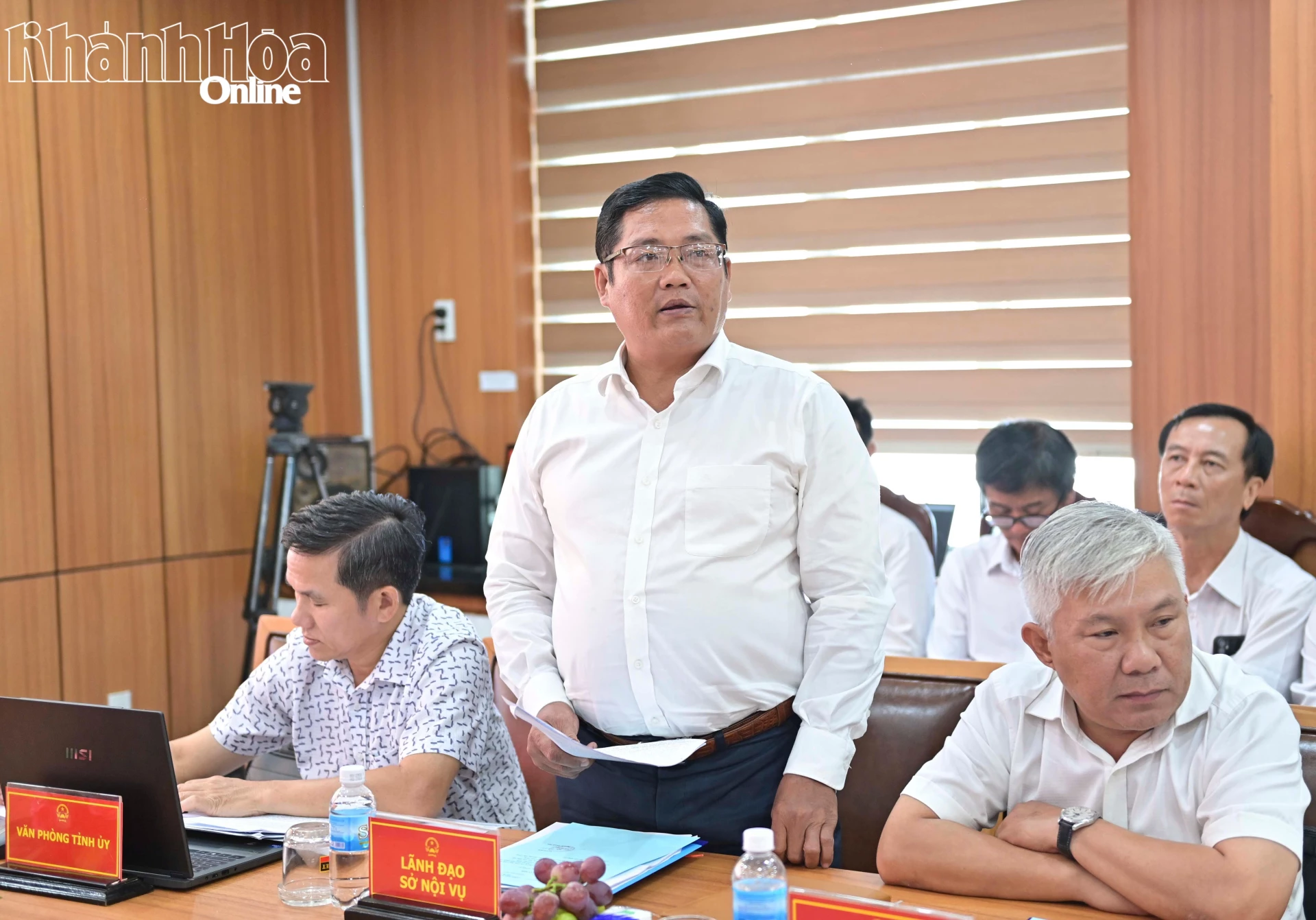 Lãnh đạo Sở Nội vụ phát biểu tại buổi làm việc.