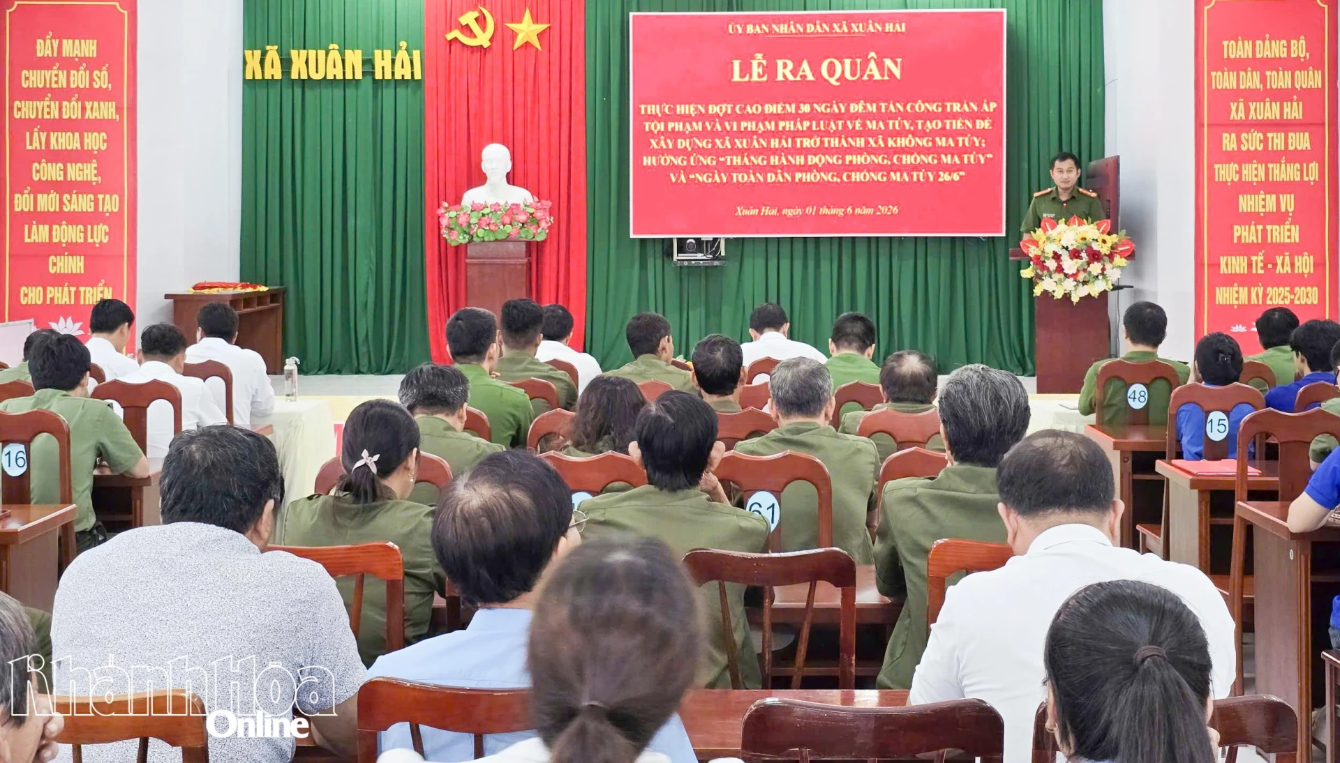 Quang cảnh buổi lễ.