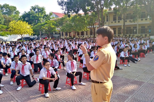 Tuyên truyền các quy định của pháp luật về phòng, chống tội phạm; các quy chế, quy định về công tác đảm bảo an ninh, trật tự nhà trường